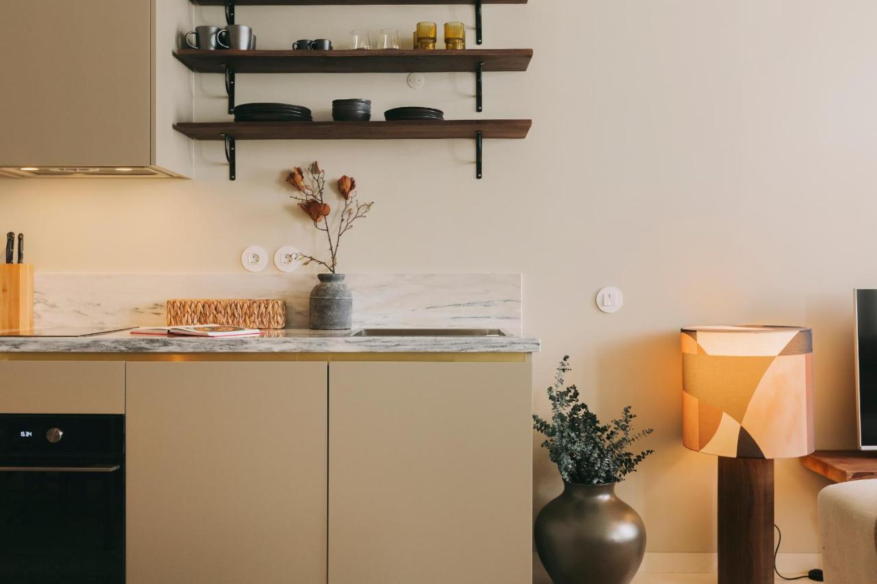 Village Aparthotel By Boa OOporto Rum bild A kitchen with a lamp