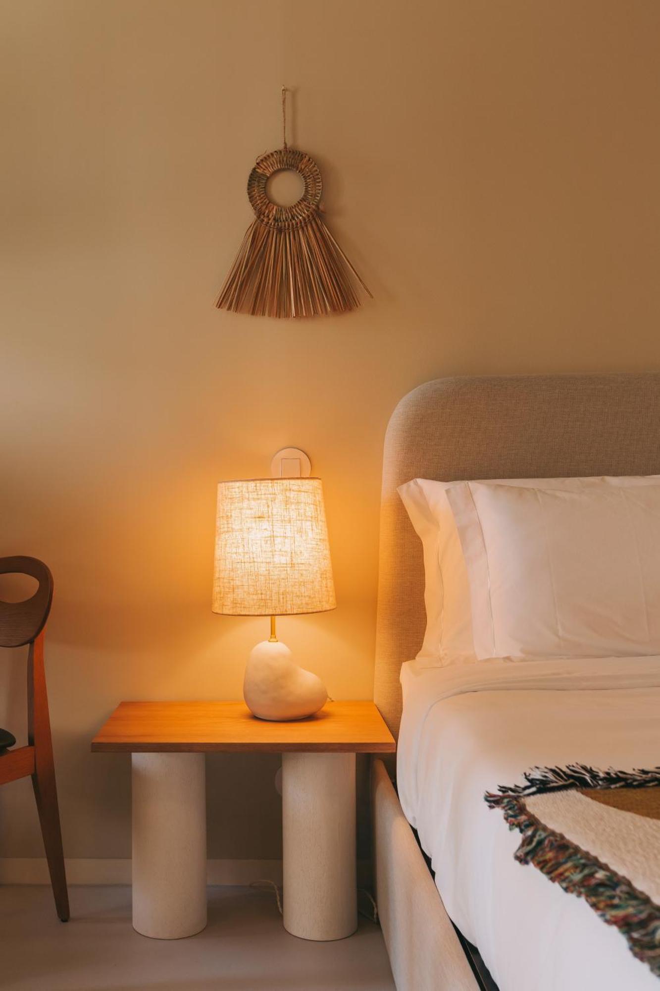 Village Aparthotel By Boa OOporto Rum bild A table lamp