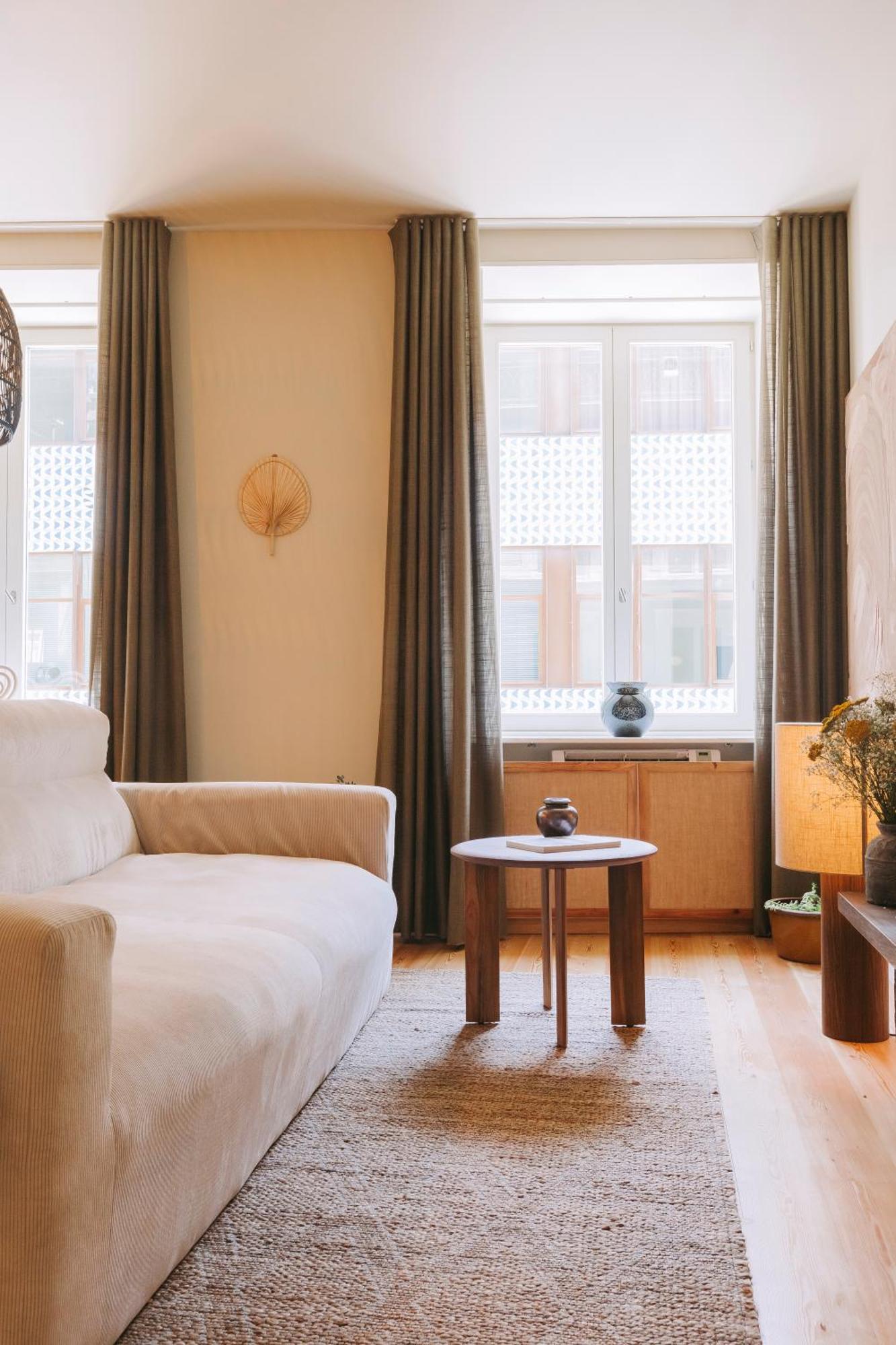 Village Aparthotel By Boa OOporto Rum bild A living room with curtains