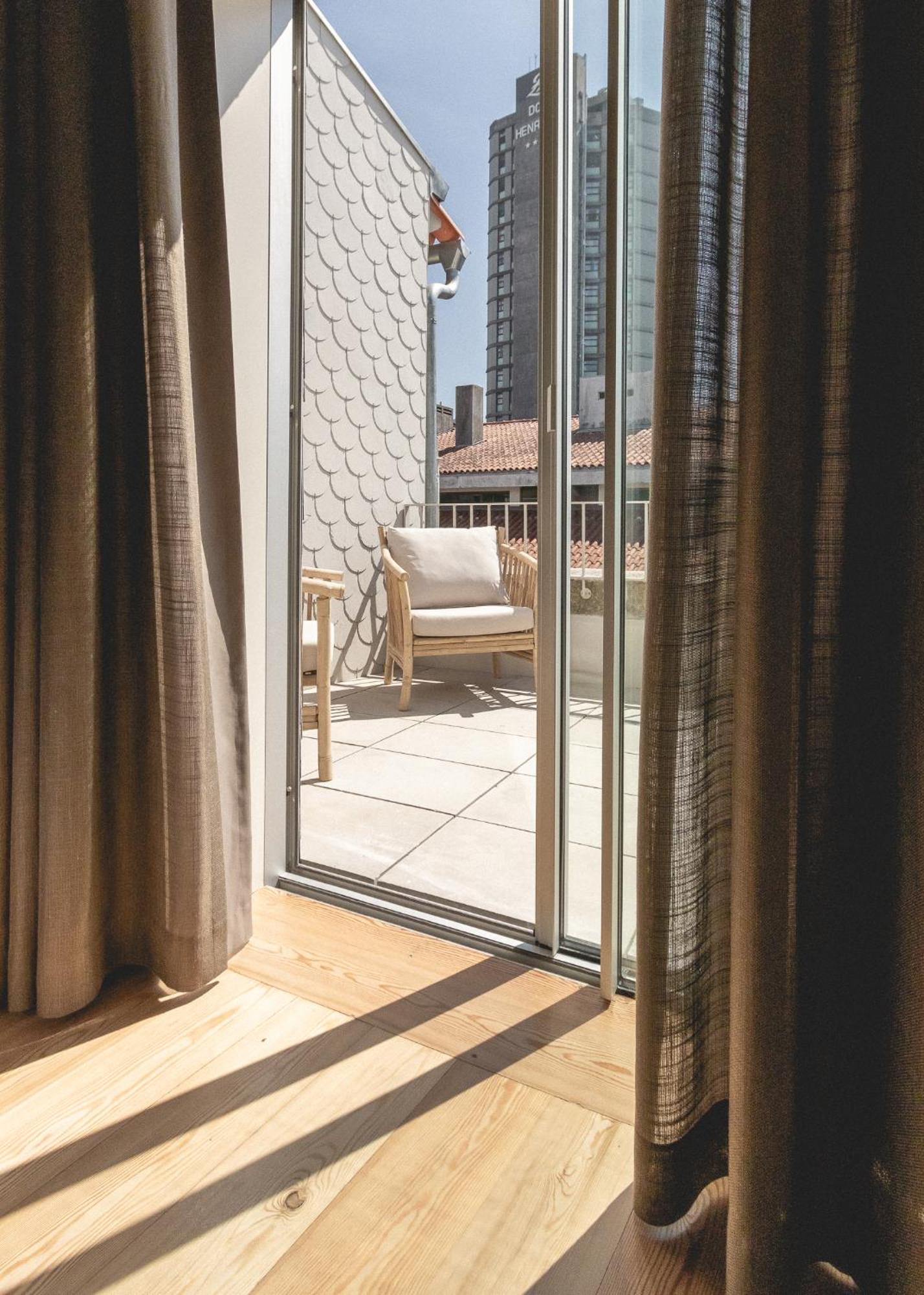 Village Aparthotel By Boa OOporto Rum bild A sliding door